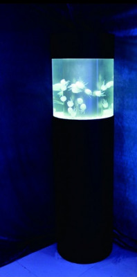 Design Wasser Aquarium Wassersäule Säule Dekoration Quallen Wasserwand